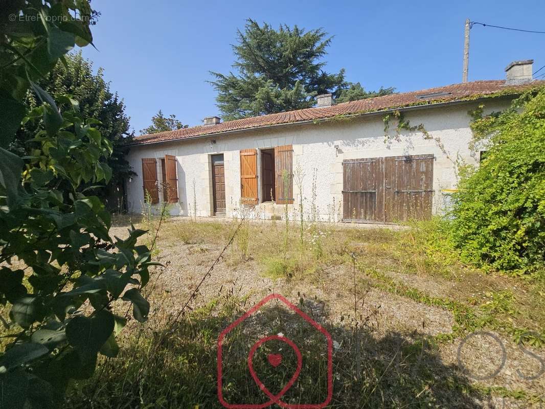 Maison à POITIERS