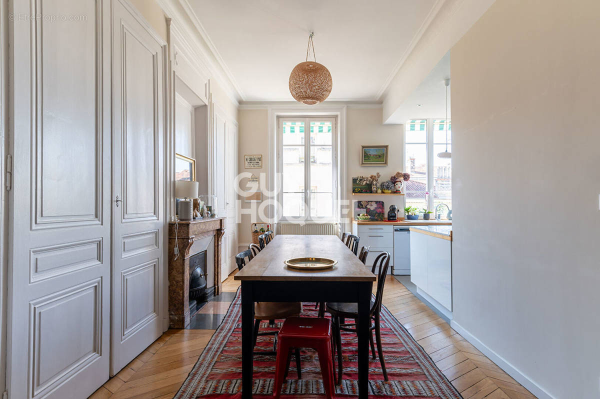 Appartement à LYON-4E