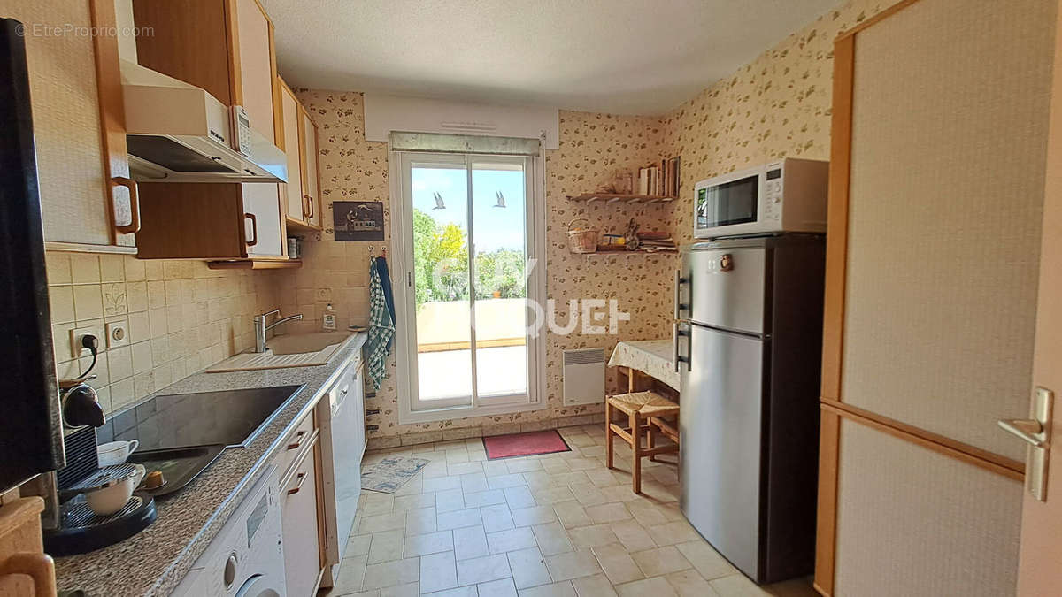 Appartement à VILLENEUVE-LES-AVIGNON