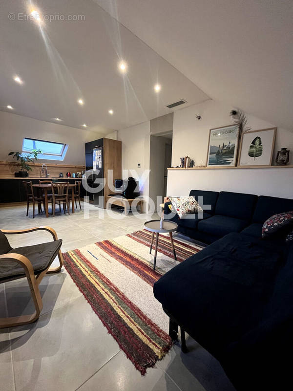 Appartement à AIX-LES-BAINS