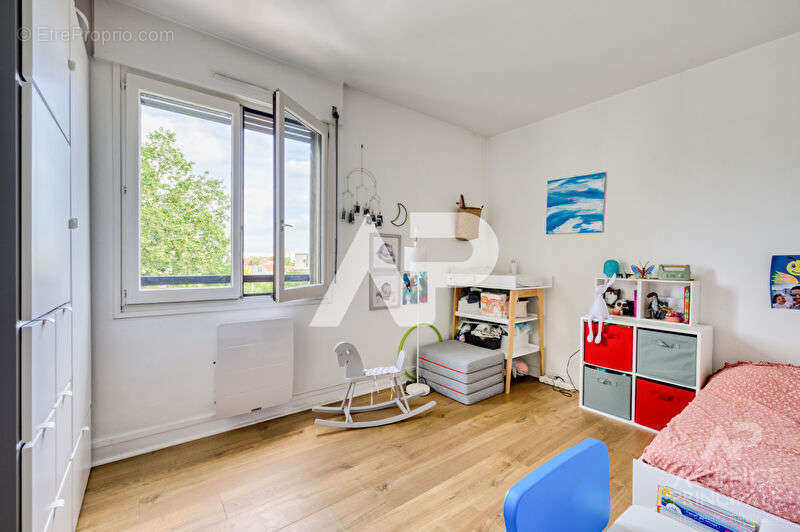 Appartement à RUEIL-MALMAISON