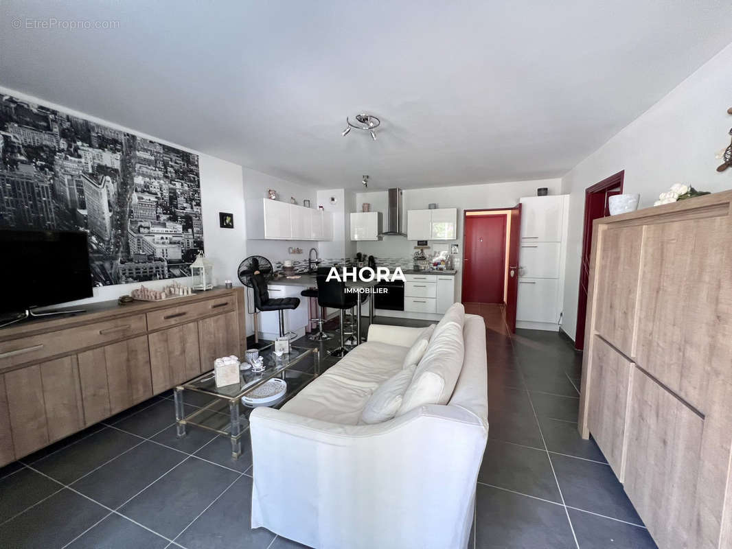 Appartement à MARSEILLE-9E