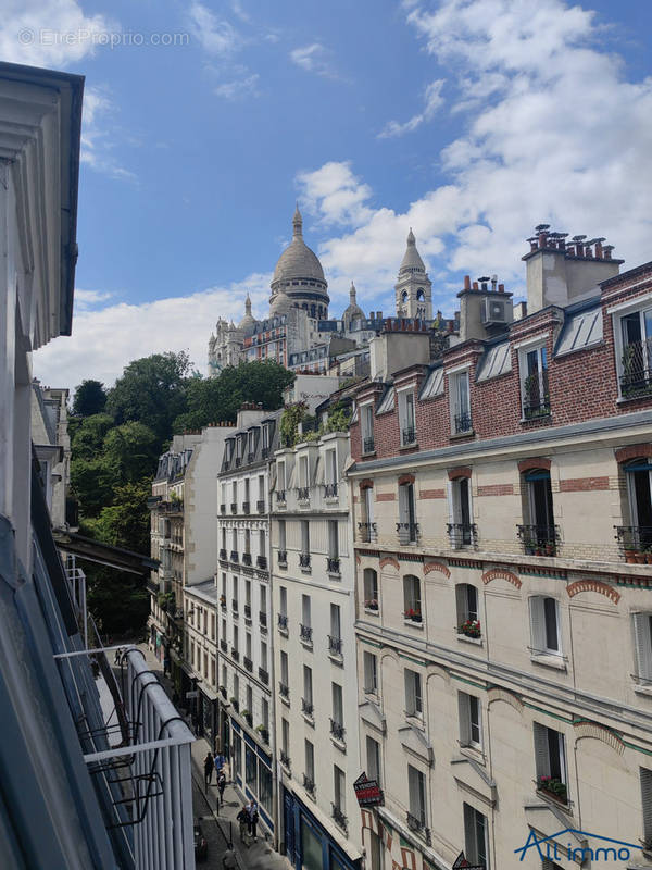 Appartement à PARIS-18E