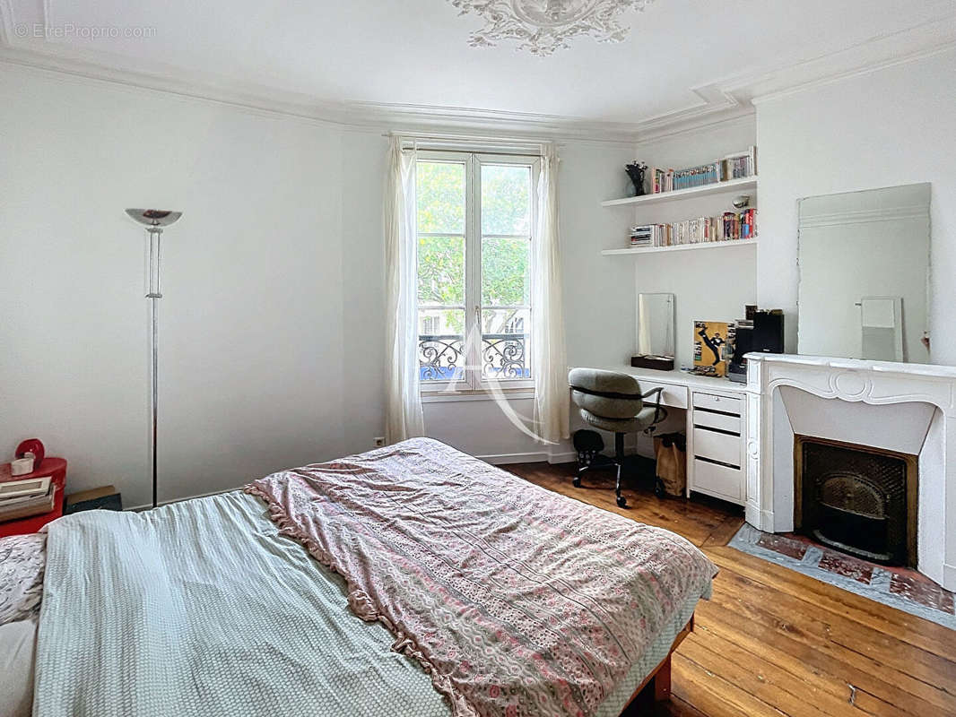 Appartement à PARIS-20E