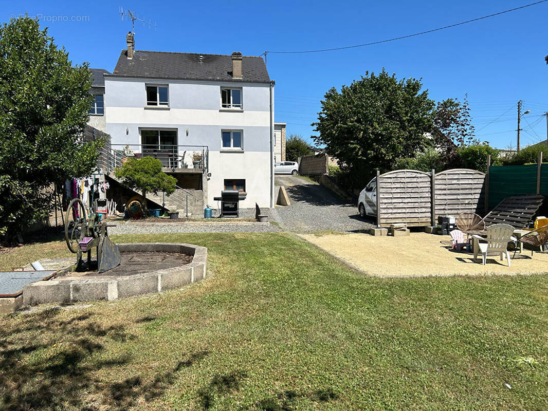 Maison à CHATEAU-GONTIER