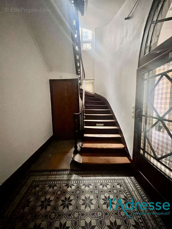 Appartement à PARIS-11E