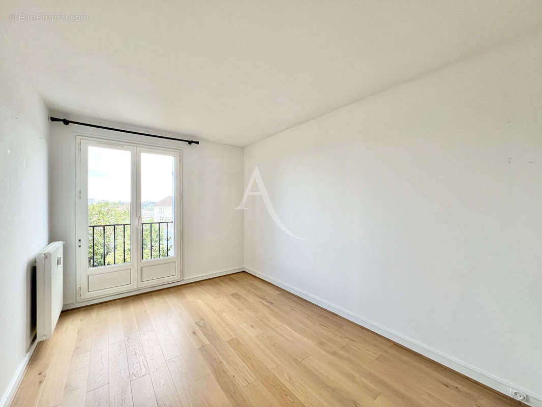 Appartement à NOGENT-SUR-MARNE