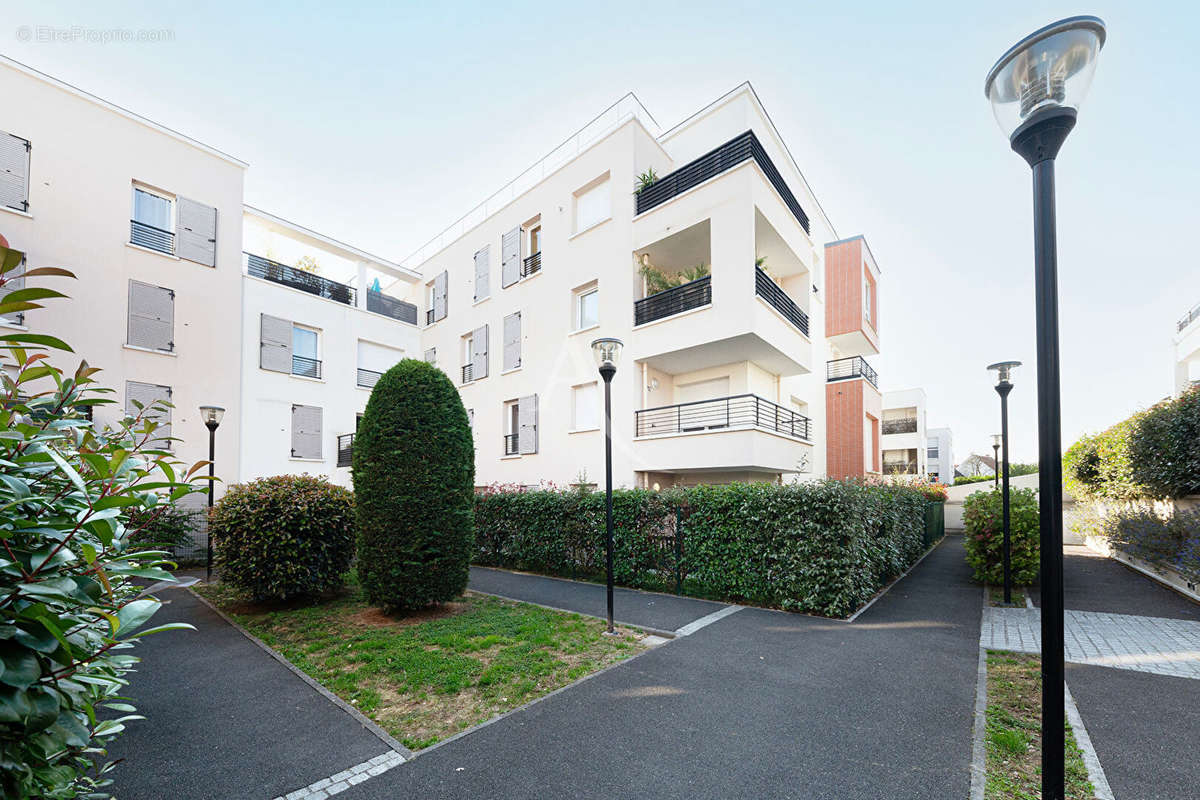 Appartement à VAIRES-SUR-MARNE