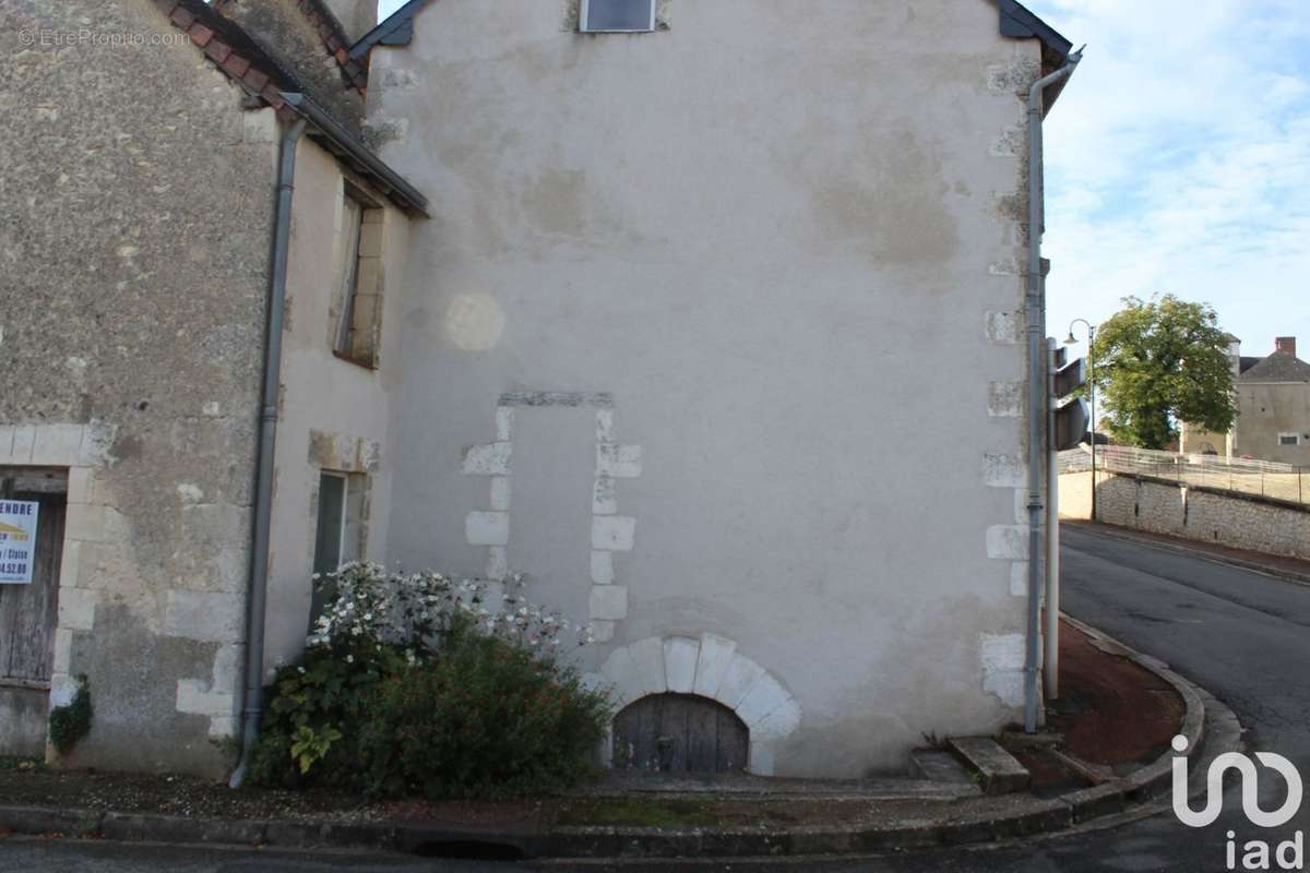 Photo 2 - Maison à CHARNIZAY