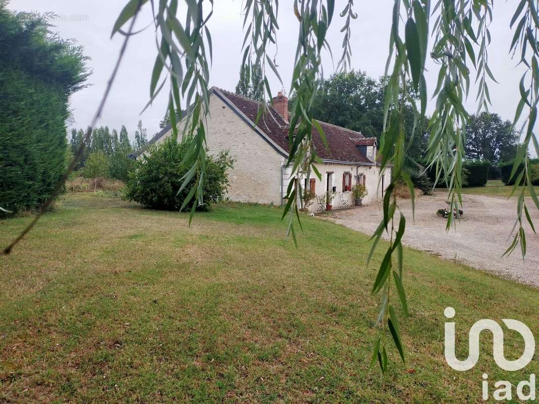 Photo 3 - Maison à LOCHE-SUR-INDROIS