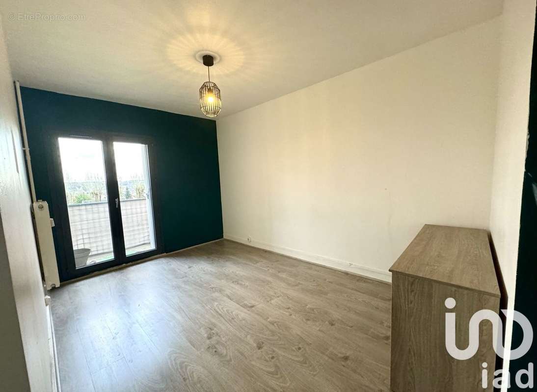 Photo 5 - Appartement à SAINT-GERMAIN-LES-ARPAJON