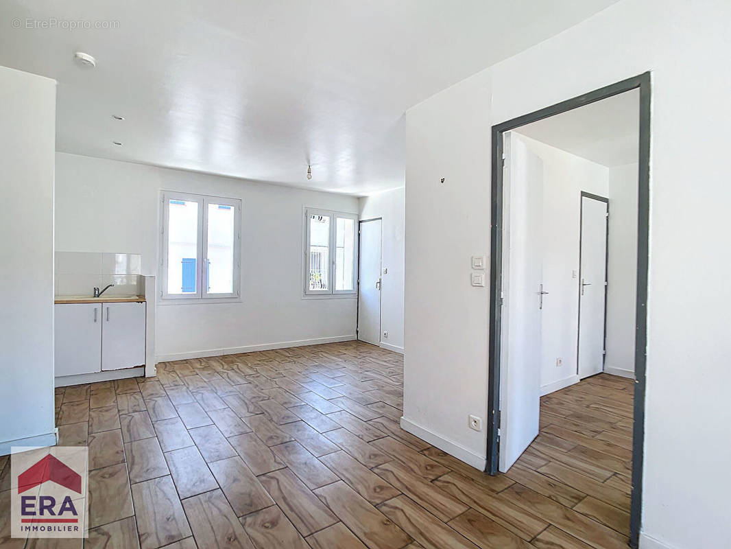 Appartement à MARSEILLE-9E