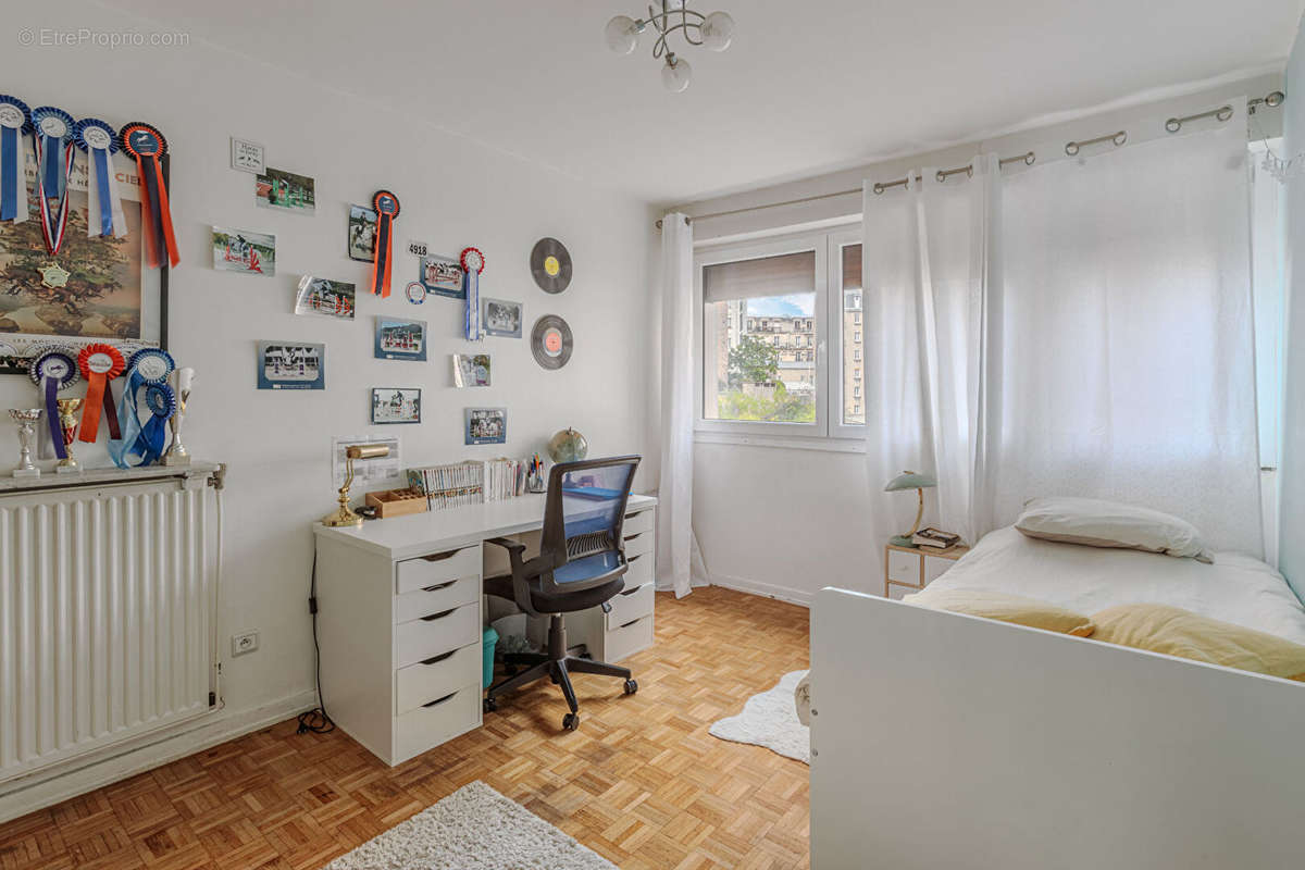 Appartement à PARIS-20E