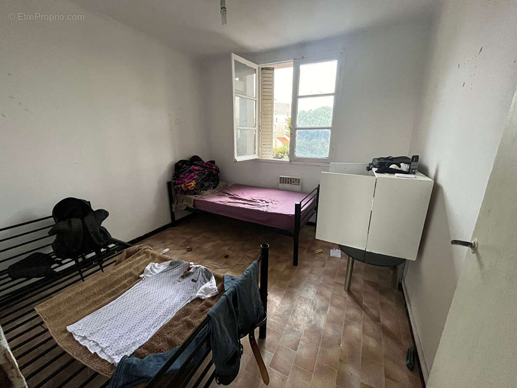 Appartement à MARSEILLE-14E