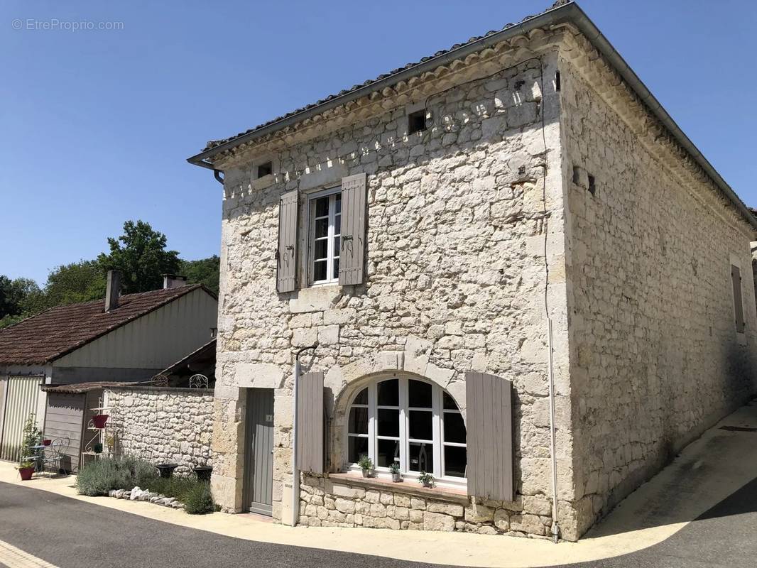 Maison à TOUFFAILLES