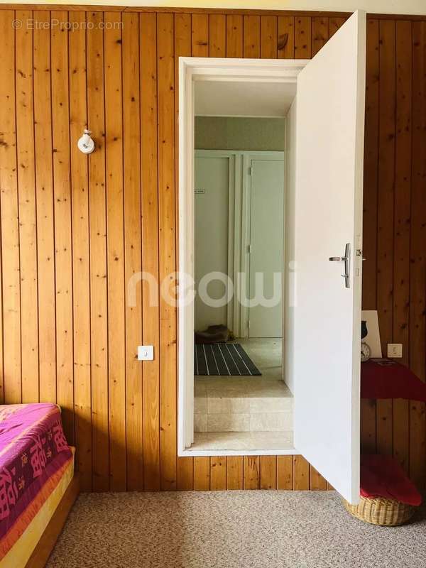 Appartement à CHATEAUNEUF-LES-BAINS