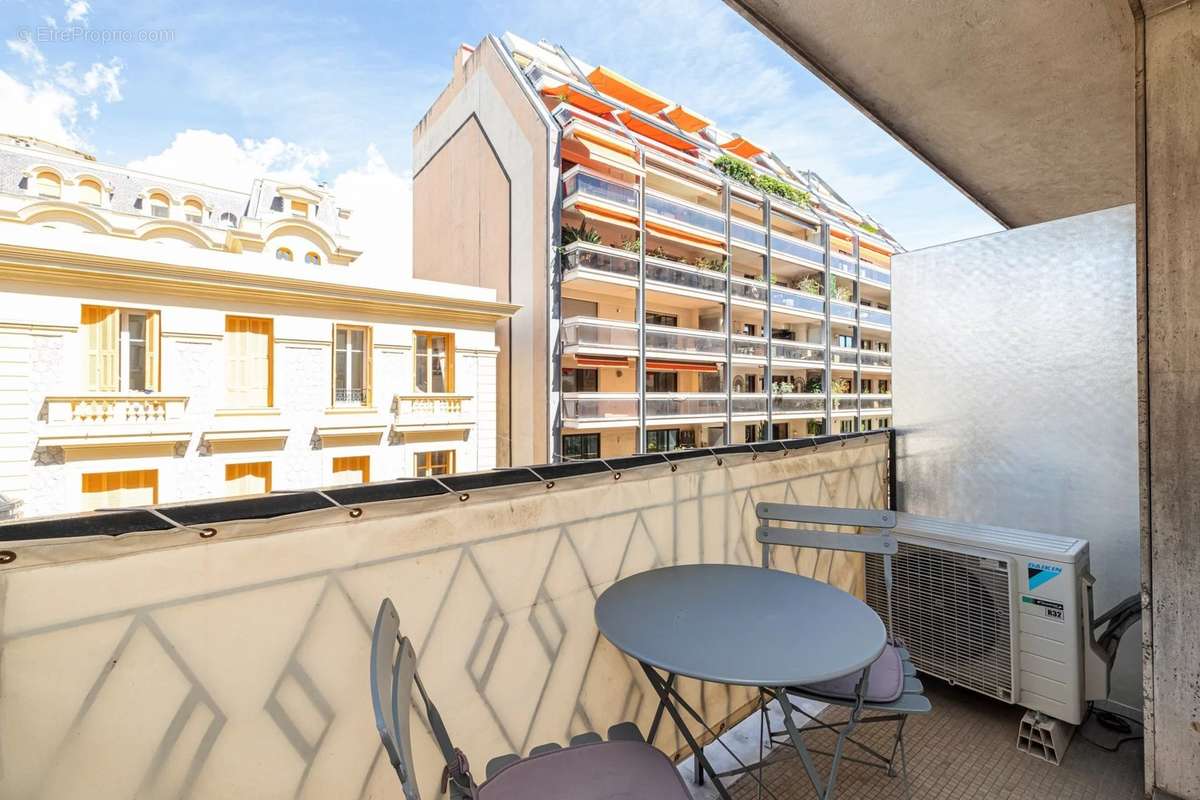 Appartement à NICE