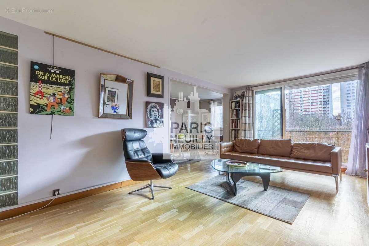 Appartement à LEVALLOIS-PERRET