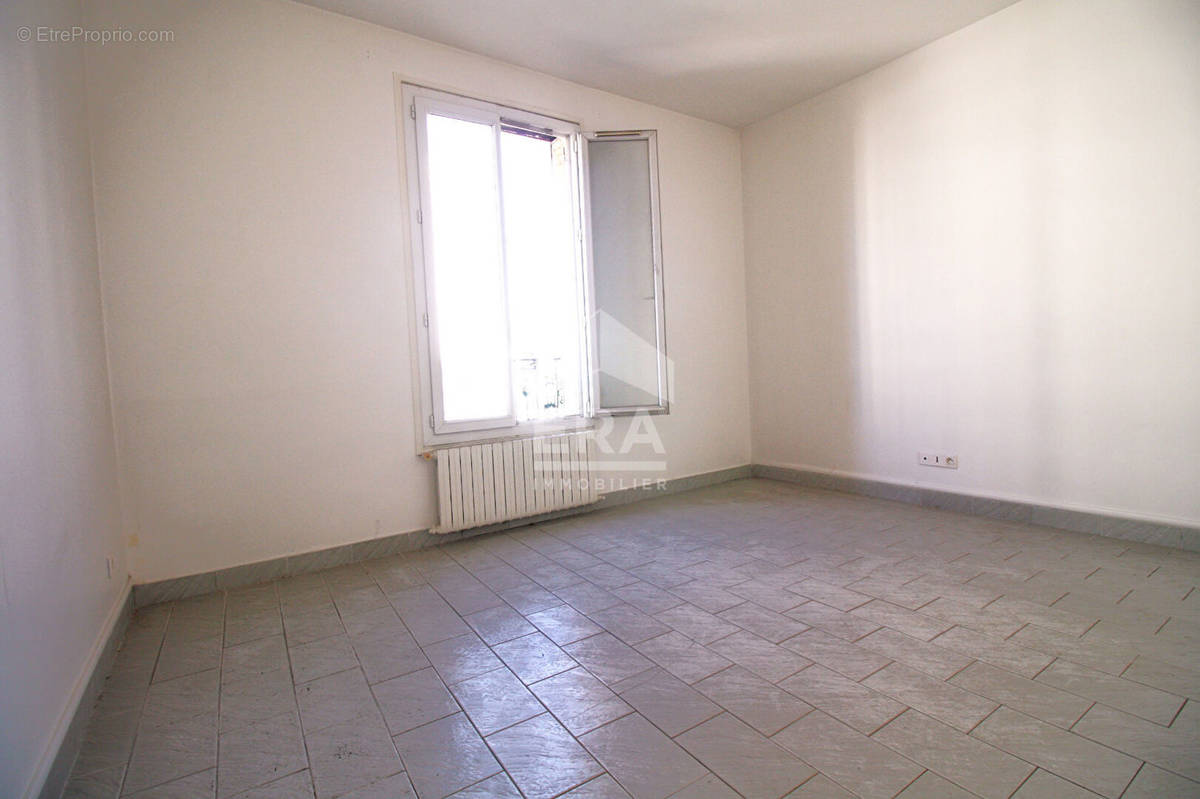 Appartement à IVRY-SUR-SEINE