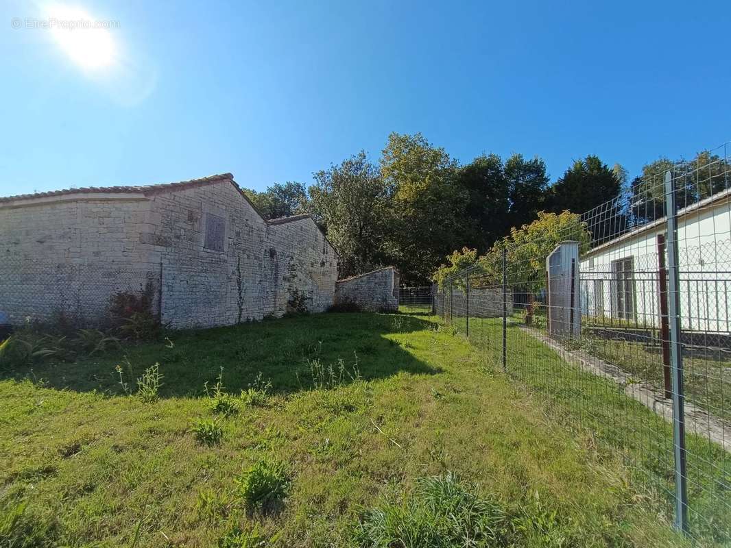 Maison à DOEUIL-SUR-LE-MIGNON