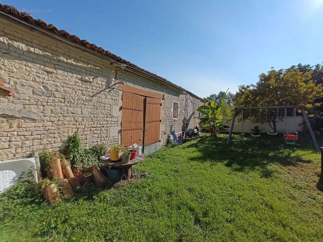 Maison à DOEUIL-SUR-LE-MIGNON