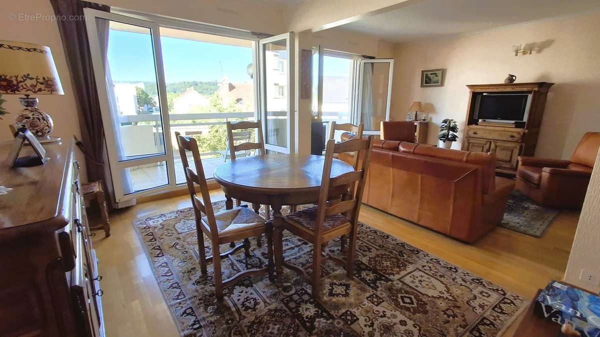 Appartement à CROISSY-SUR-SEINE