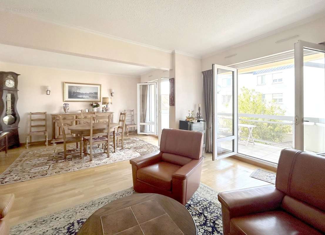 Appartement à CROISSY-SUR-SEINE