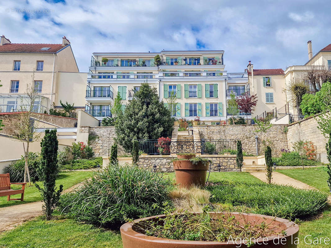 Appartement à MAISONS-LAFFITTE