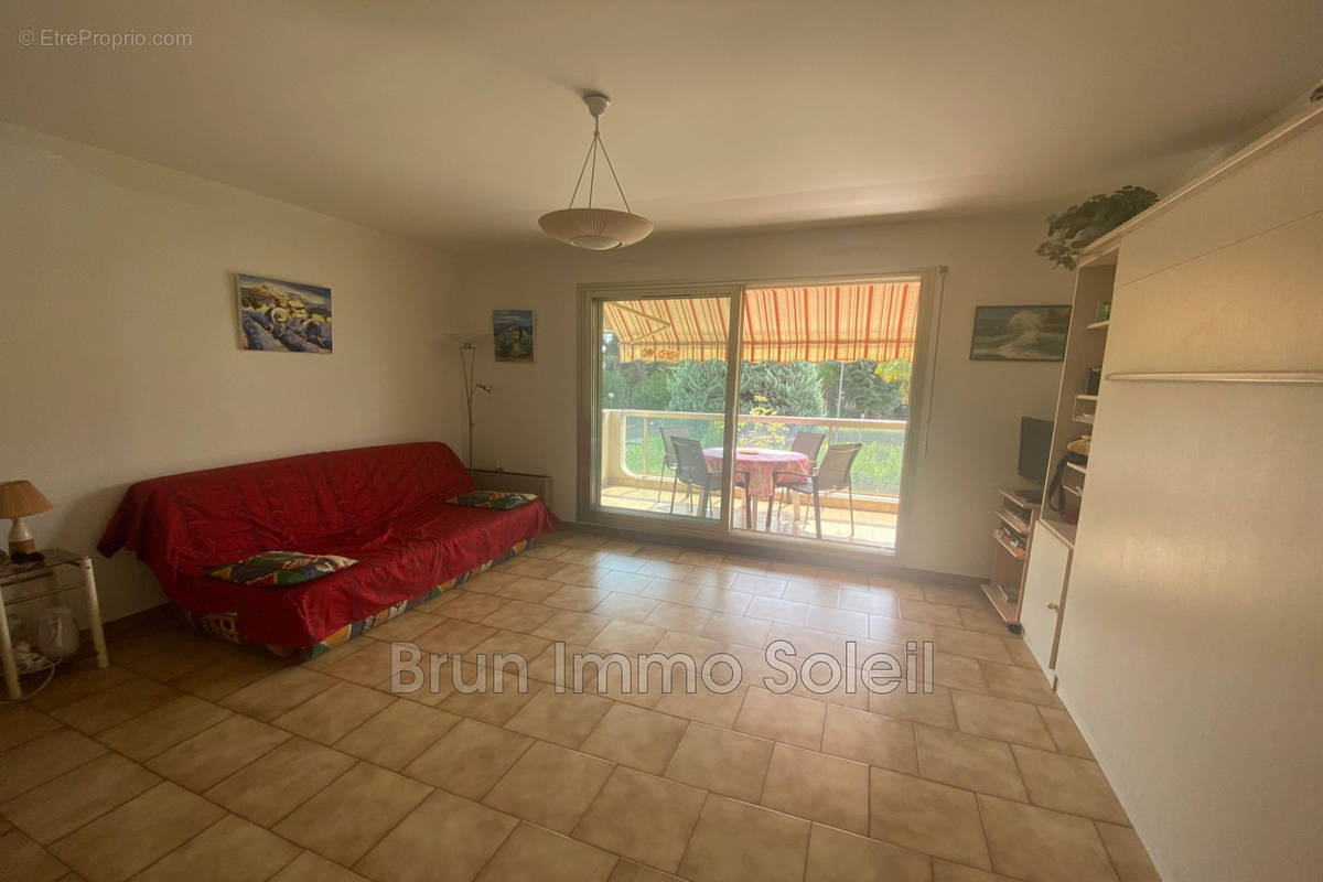 Appartement à VILLENEUVE-LOUBET