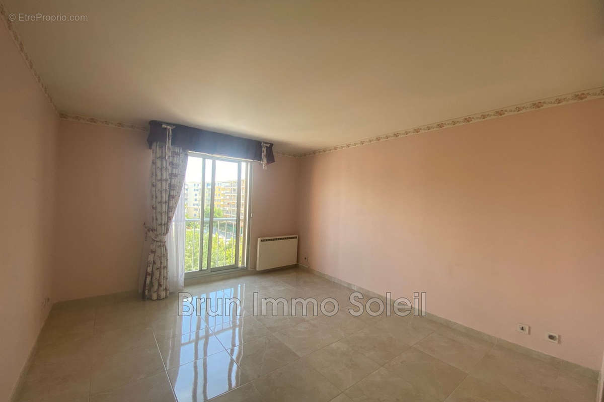 Appartement à CAGNES-SUR-MER