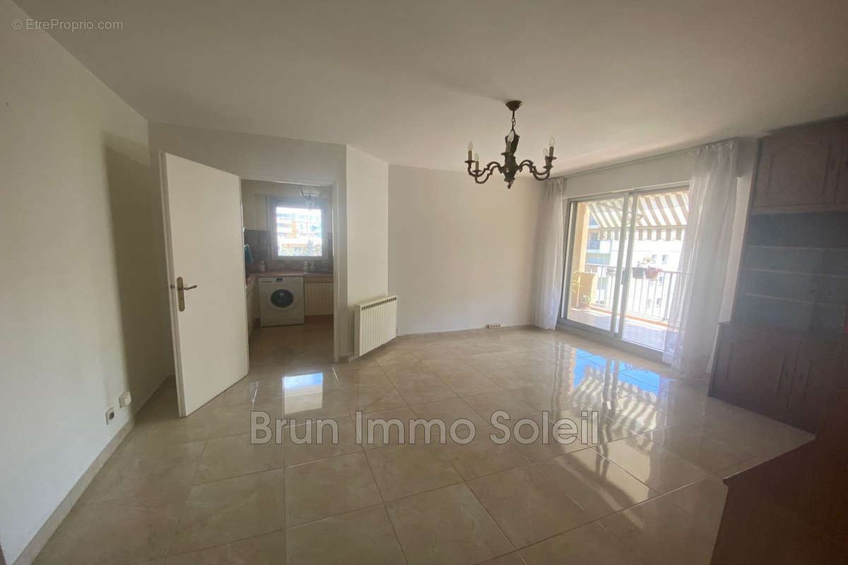 Appartement à CAGNES-SUR-MER