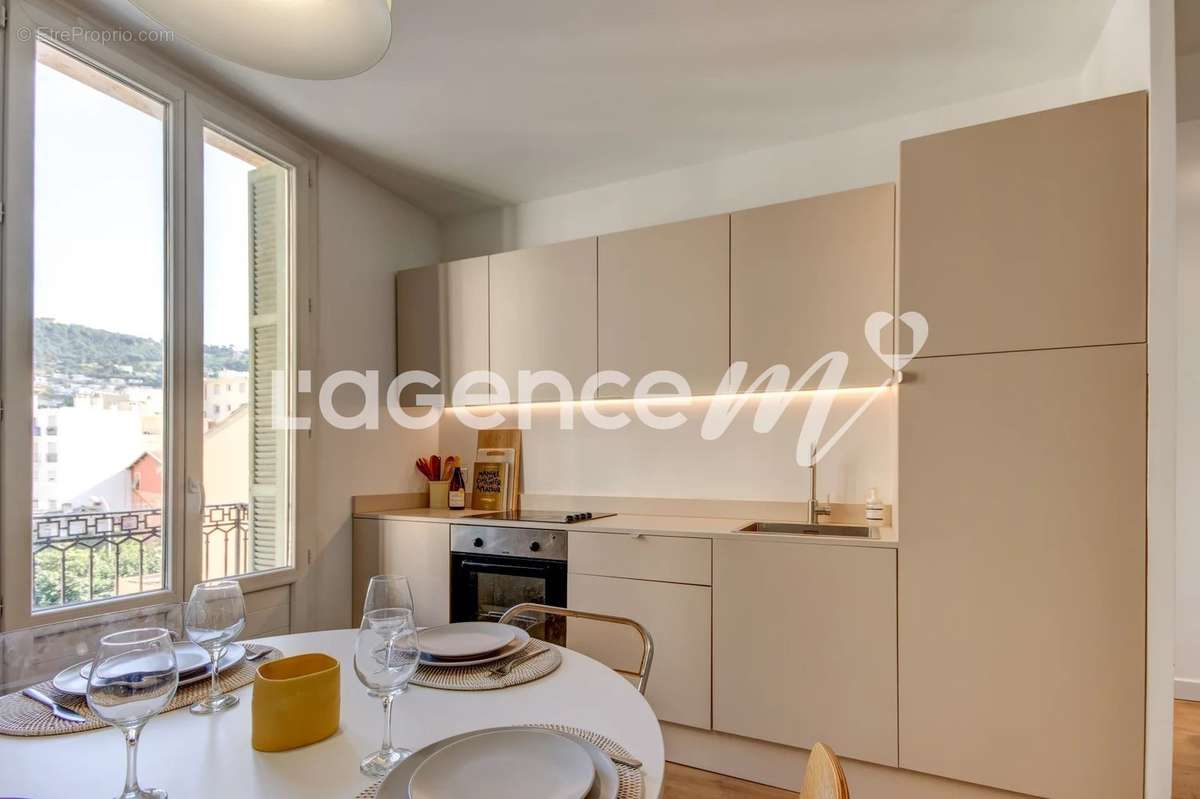 Appartement à NICE