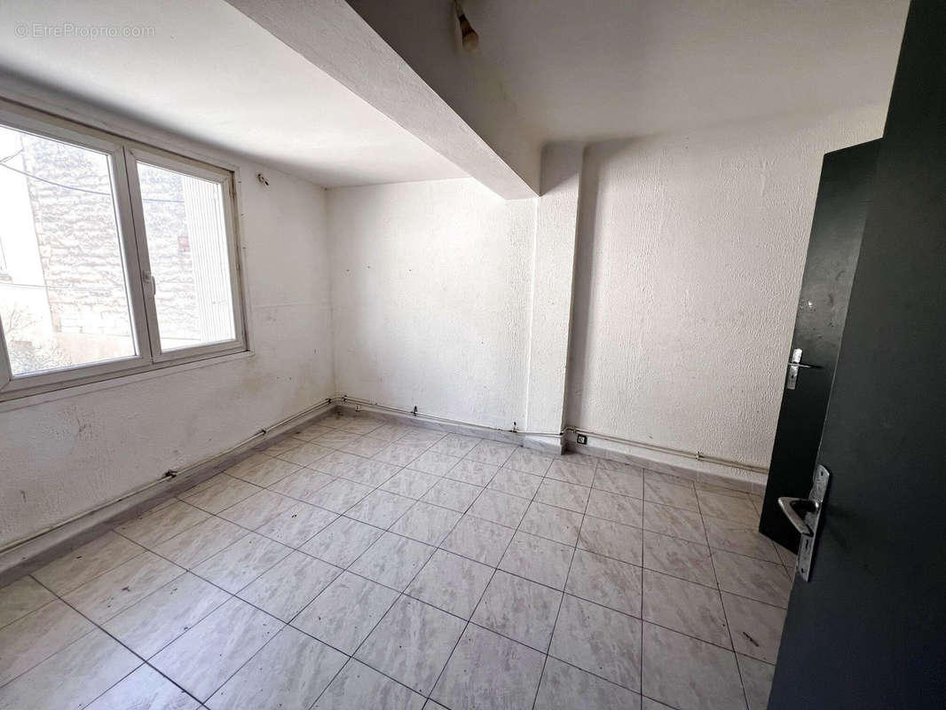 Appartement à LUNEL