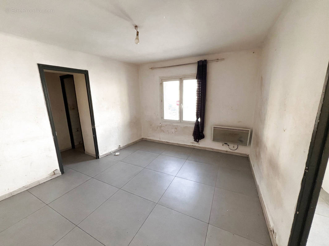 Appartement à LUNEL