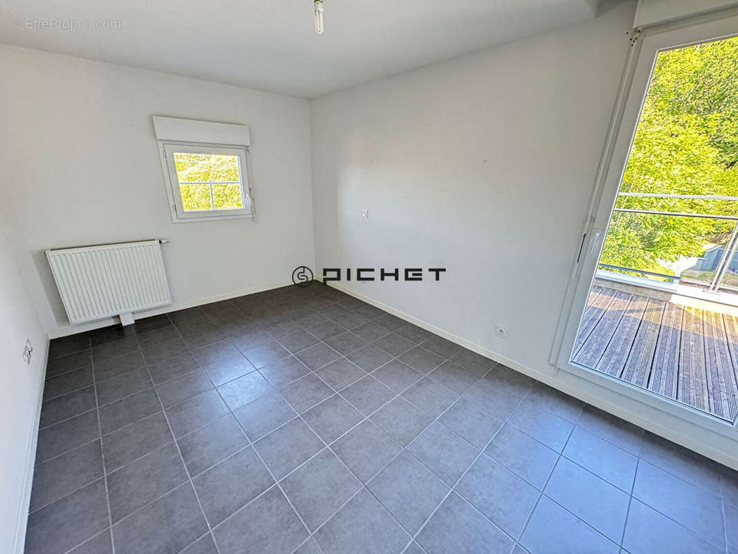 Appartement à CENON