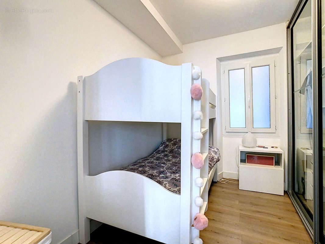 Appartement à MARSEILLE-6E