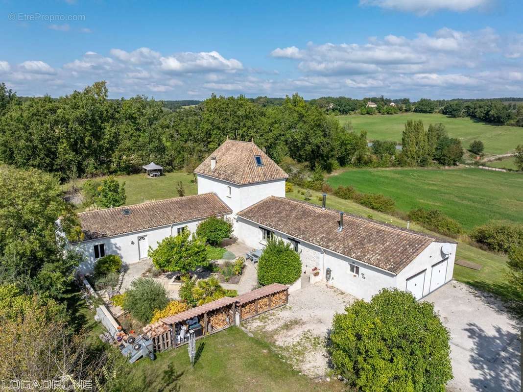 Maison à MONFLANQUIN