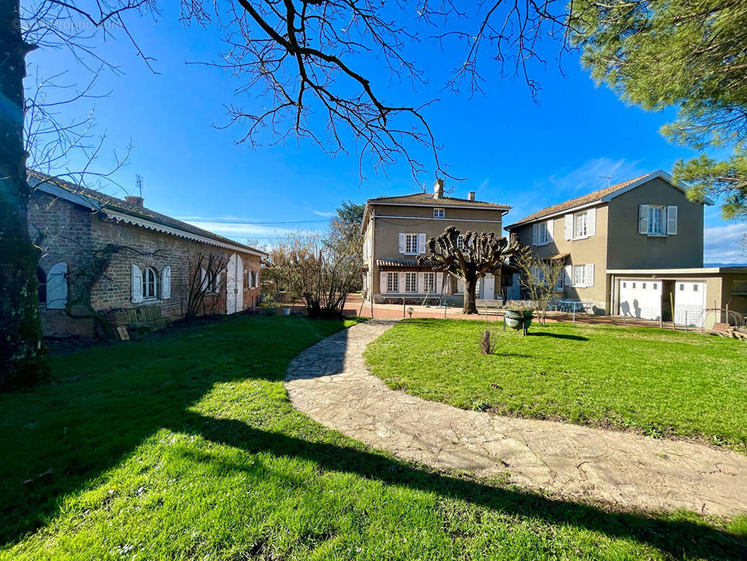 Maison à BELLEVILLE