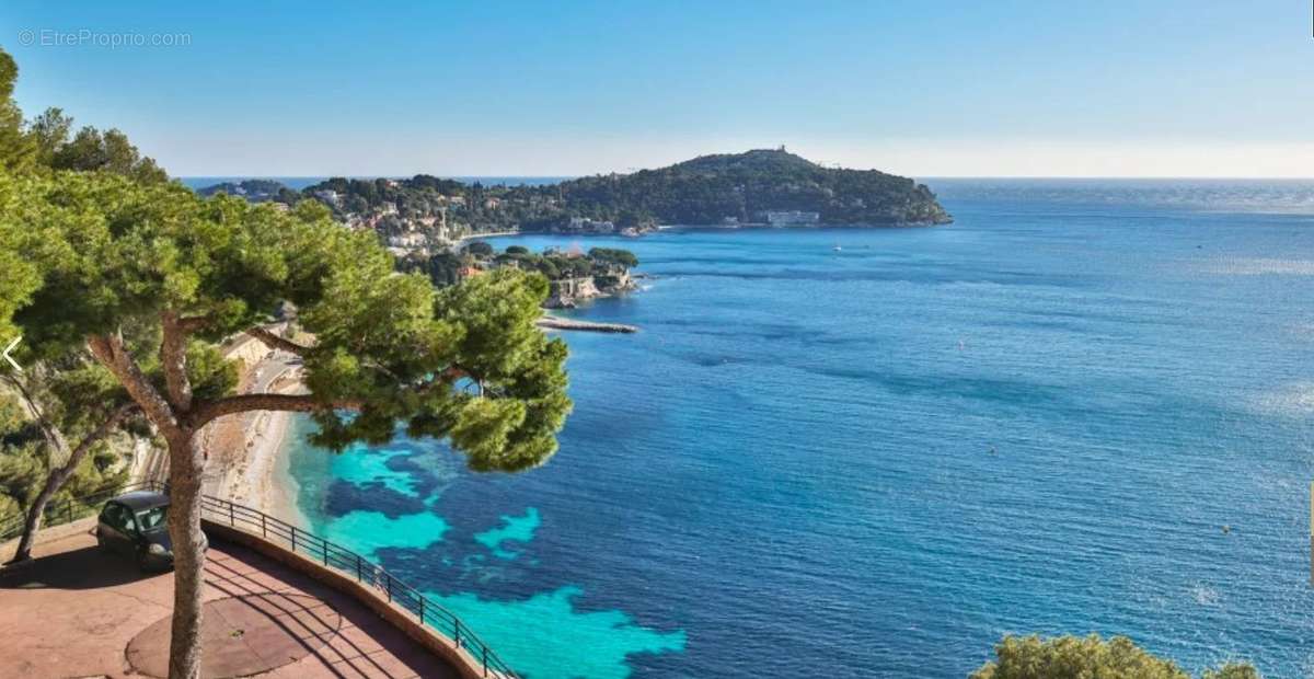 Appartement à VILLEFRANCHE-SUR-MER