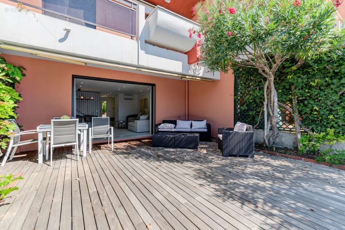 Appartement à VILLEFRANCHE-SUR-MER