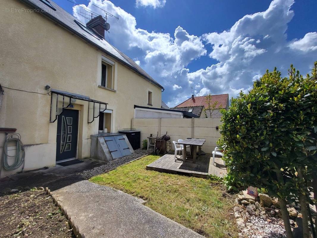 Maison à DOURDAN