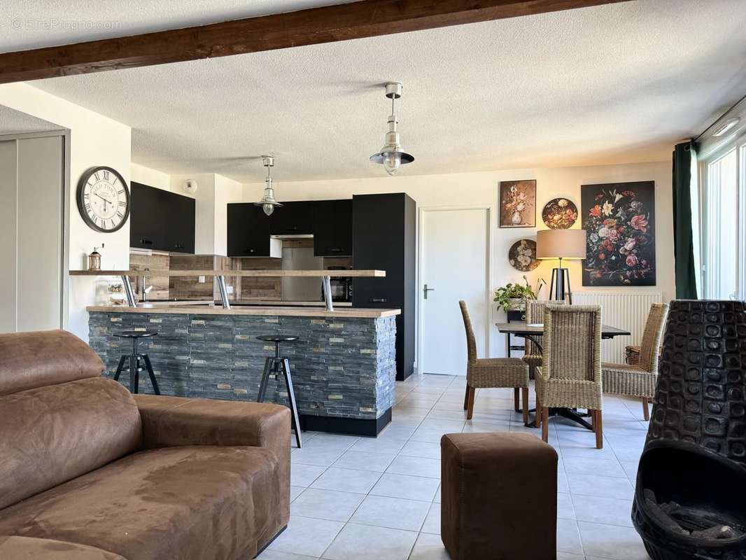 Appartement à RAMONVILLE-SAINT-AGNE