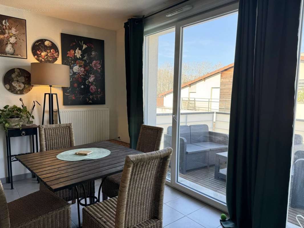 Appartement à RAMONVILLE-SAINT-AGNE