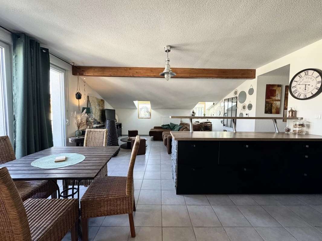 Appartement à RAMONVILLE-SAINT-AGNE