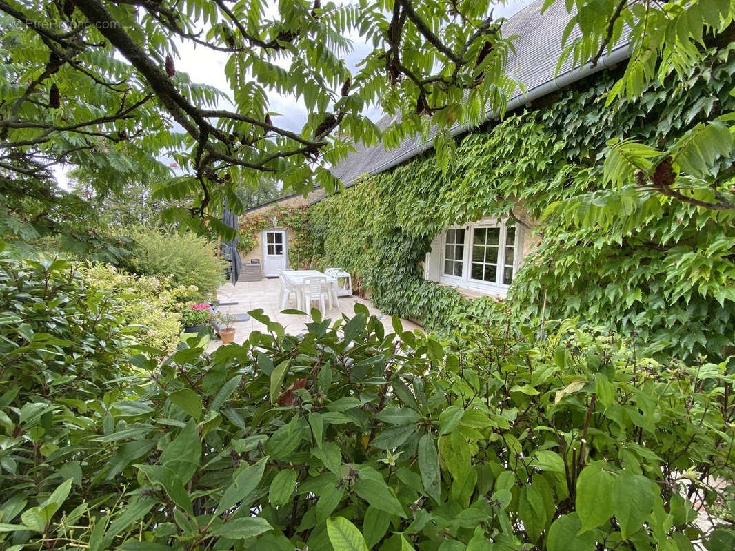 Maison à MARCILLY-SUR-MAULNE