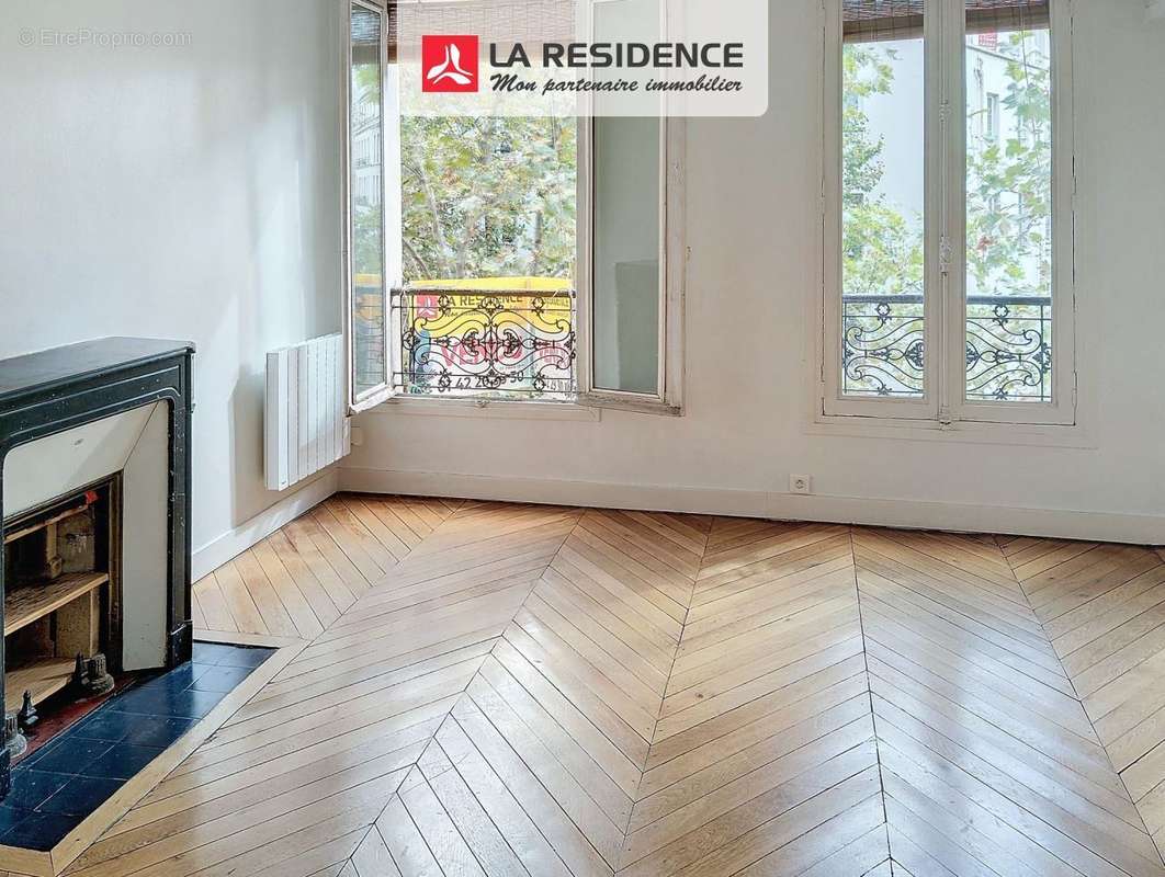 Appartement à PARIS-17E