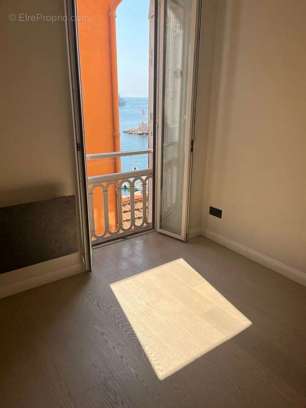 Appartement à VILLEFRANCHE-SUR-MER