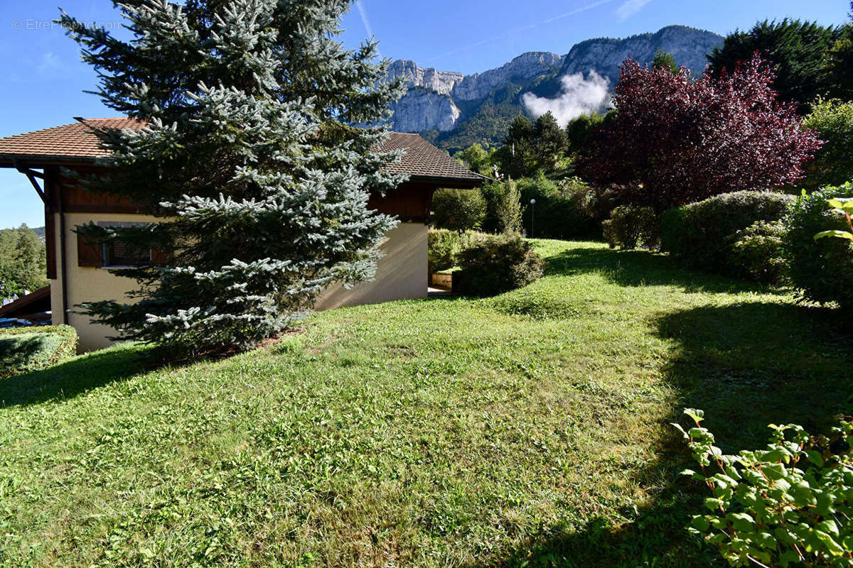 Appartement à LE PETIT-BORNAND-LES-GLIERES