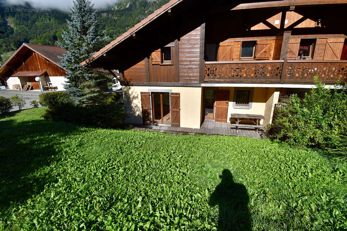 Appartement à LE PETIT-BORNAND-LES-GLIERES