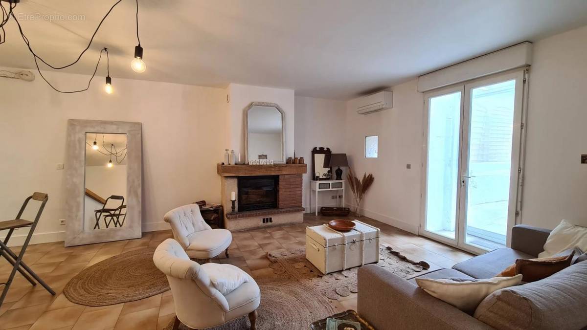 Appartement à PEZENAS